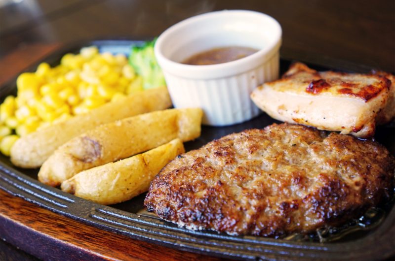 豚ひきバーグとチーズのピンチョスのレシピ